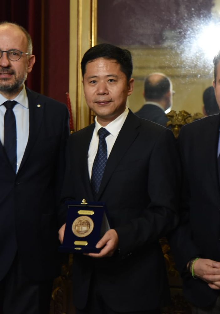 Zhao Zhijn nominato ambasciatore delle Eccellenze Astigiane.&quot;E' stato un ponte tra noi e la Cina&quot; [FOTO]