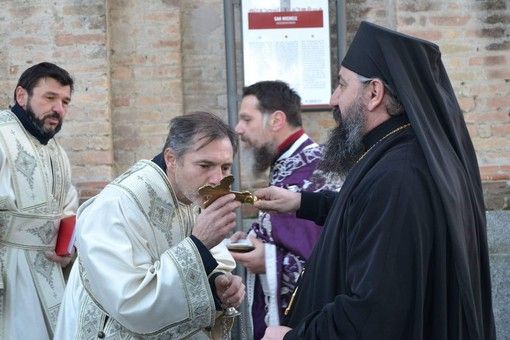 La foto è di repertorio, riferita alla celebrazione del 7 gennaio 2019