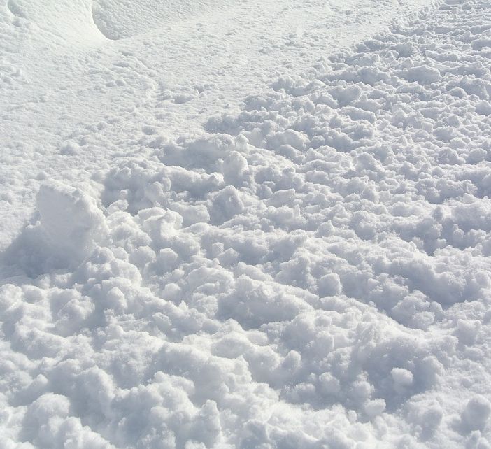 In arrivo questa sera, la neve anche sull'Astigiano. Per domani riprogrammati alcuni servizi ferroviari