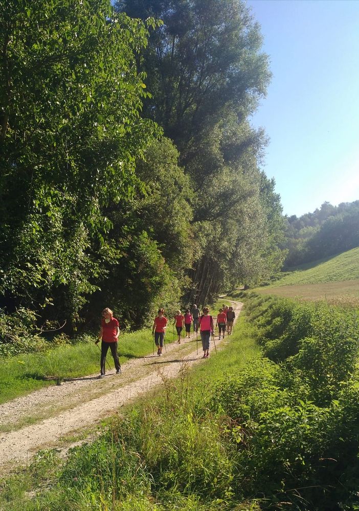 Le nuove camminate salutari con il Nordic Walking di Asti