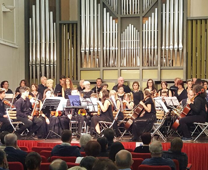 L'Orchestra sinfonica Junior Classica si esibisce al Santuario del Portone di Asti