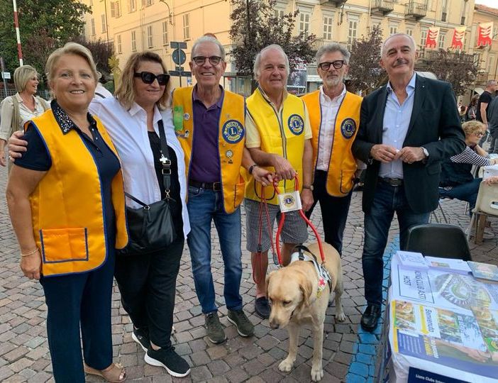 Il 16 ottobre alla sede APRI &quot;I nostri amici a quattro zampe&quot;: per condividere e convivere con i cani di assistenza
