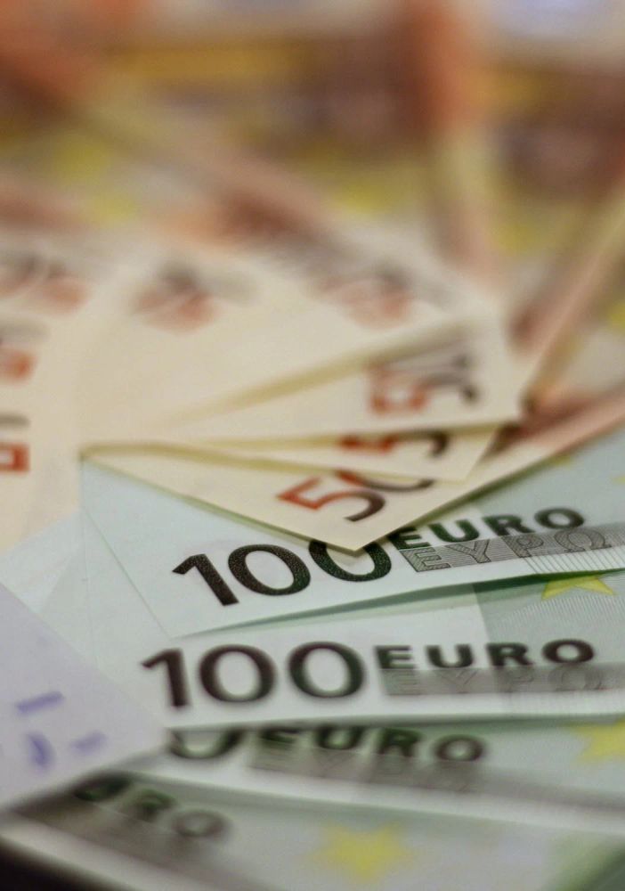&quot;Come riconoscere la violenza economica e le vie di uscita?&quot;: se ne parla stasera in streaming sulla Voce di Asti