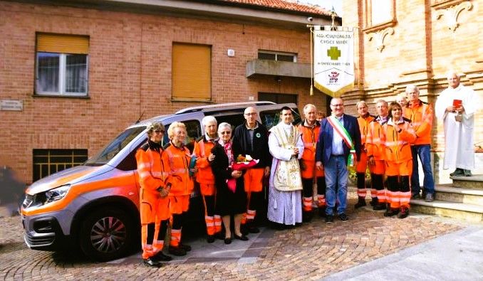 Montechiaro, nuovo mezzo per la Croce Verde