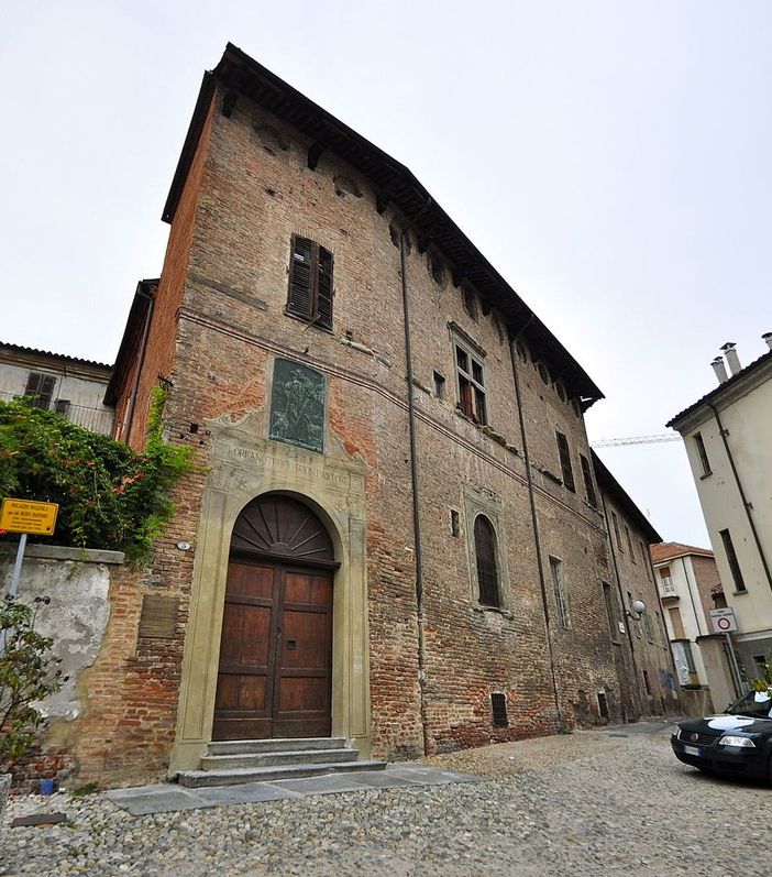 &quot;I ritrovamenti di età romana negli scavi di Palazzo Mazzola&quot;: il primo marzo incontro con l'archeologa Elisabetta Ugaglia