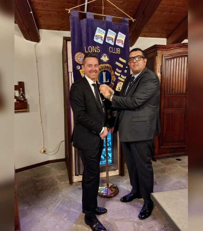 Passaggio di consegne al Lions Club Alfieri. Walter Valente passa il testimone a Paolo Perucca