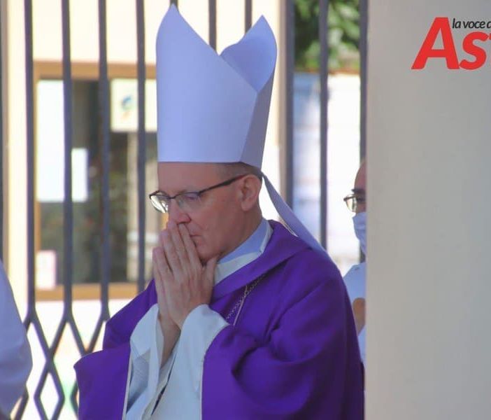 Il vescovo Prastaro nel messaggio di auguri di Natale: &quot;La chiusura del Maina ci lascia smarriti, tristezza e vergogna pervadono la città&quot;