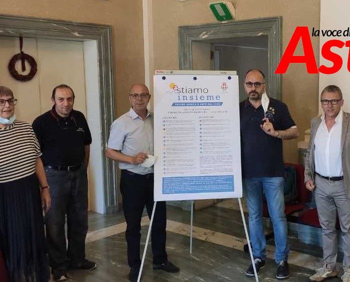 In questa e nell'immagine successiva due momenti della conferenza stampa di questa mattina. Nelle restanti, alcuni protagonisti della rassegna