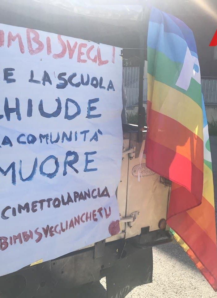 Bimbisvegli, il maestro Monaca al 27esimo giorno di digiuno: &quot;Lottiamo per il sorriso dei nostri ragazzi. Non possiamo perdere&quot;