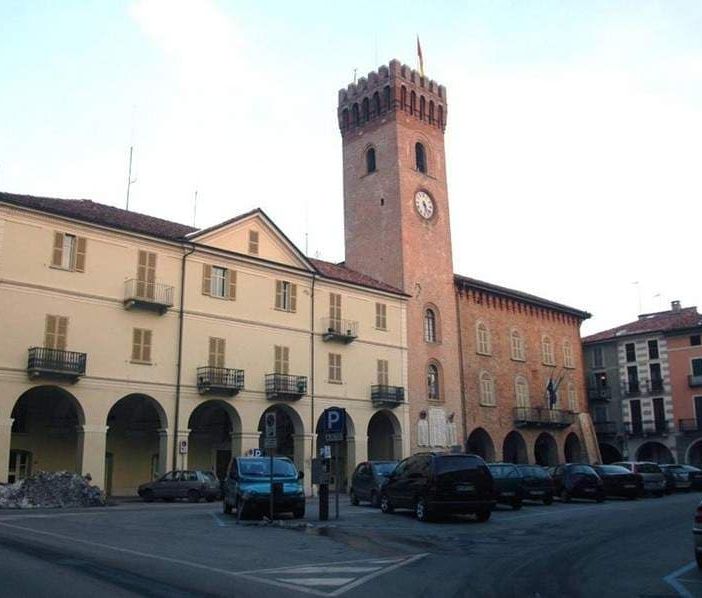 Nizza: sono tre i positivi al Covid. Intanto l'Amministrazione tende la mano a 99 attività in ginocchio