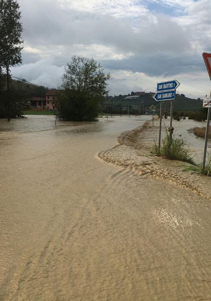 Alcune immagini (tratte dal gruppo &quot;Meteo Monferrato, Langhe e Roero&quot; che ringraziamo per la disponibilità) dell'ondata di maltempo abbattutasi su San Damiano
