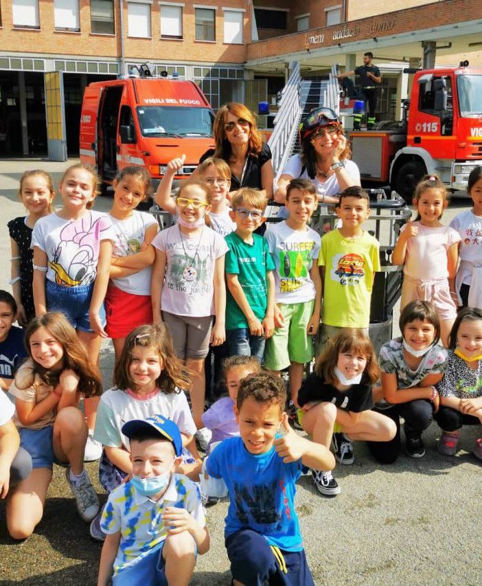 Alcune immagini relative la visita degli allievi della Cagni al Comando Provinciale Vigili del Fuoco