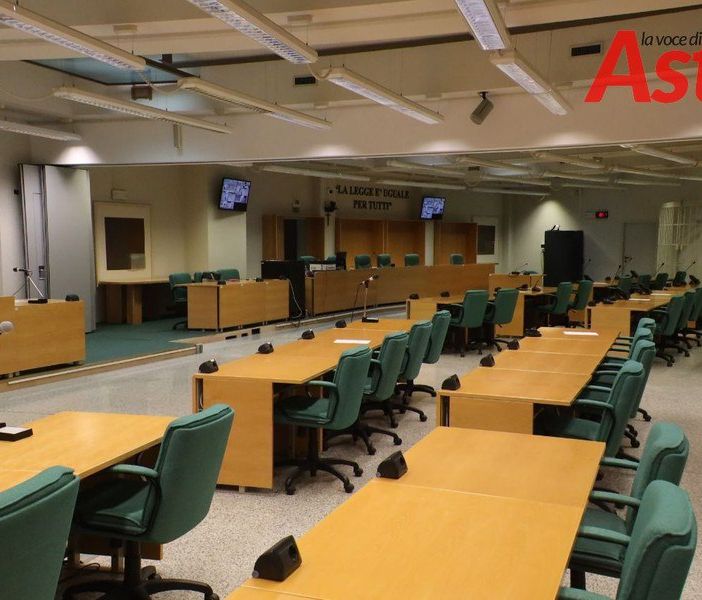 La maxi aula del tribunale di Asti che ha ospitato il processo in questi mesi