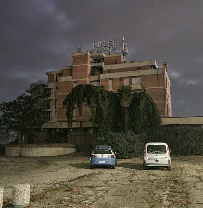 Questura e Vigili del Fuoco all'interno del Salera: probabile raid vandalico?
