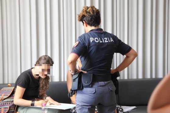 Immagine generica Polizia-vittima di violenza