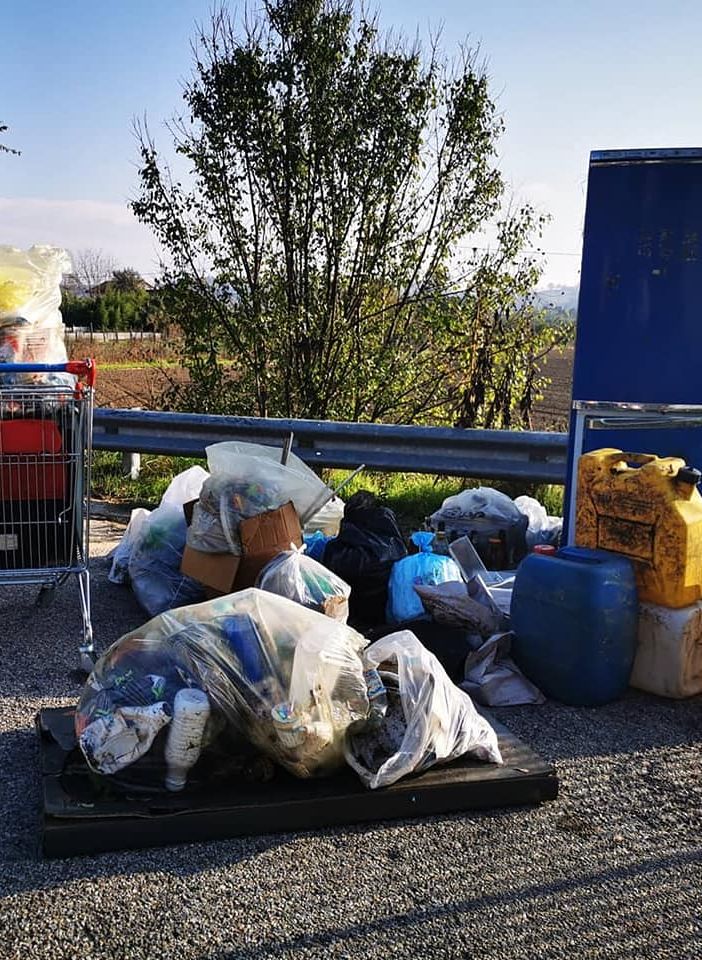 Foto e video tratti dalla pagina facebook di Protect our home