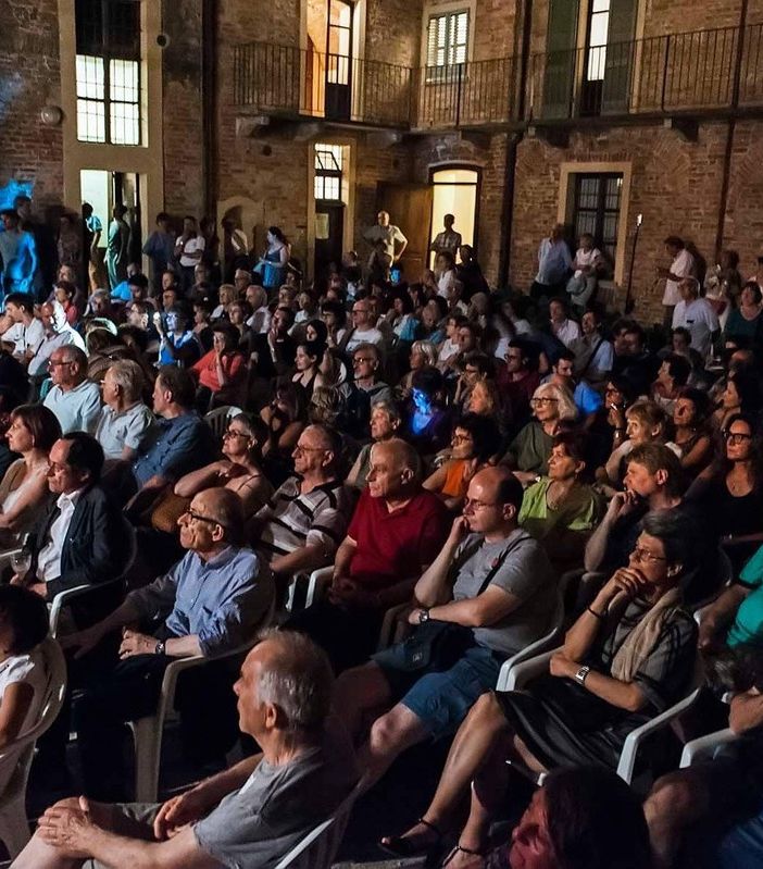 Ultimi giorni per partecipare al Premio &quot;scintille&quot;, rivolto a compagnie teatrali under 35