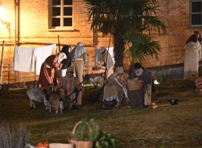 Sale l'attesa per la Rappresentazione della Natività a Revigliasco
