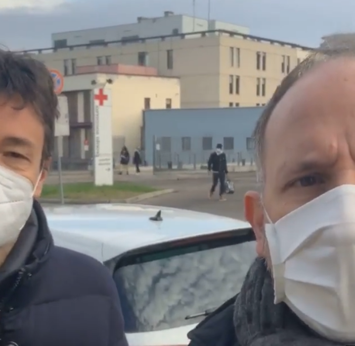 Maurizio Rasero e Giovanni Messori Ioli, fuori dall'ospedale Cardinal Massaia