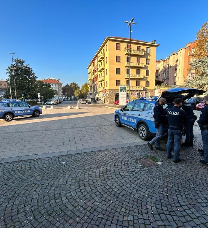 Asti, retata della Polizia contro lo spaccio: quattro persone arrestate