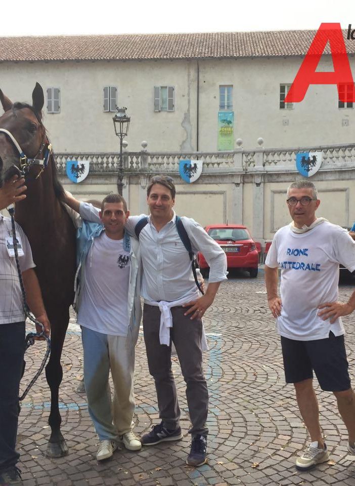 &quot;Dino uno di noi!&quot;: gioia e commozione per il Rione Cattedrale, vincitore del Palio 2019 (FOTO E VIDEO)