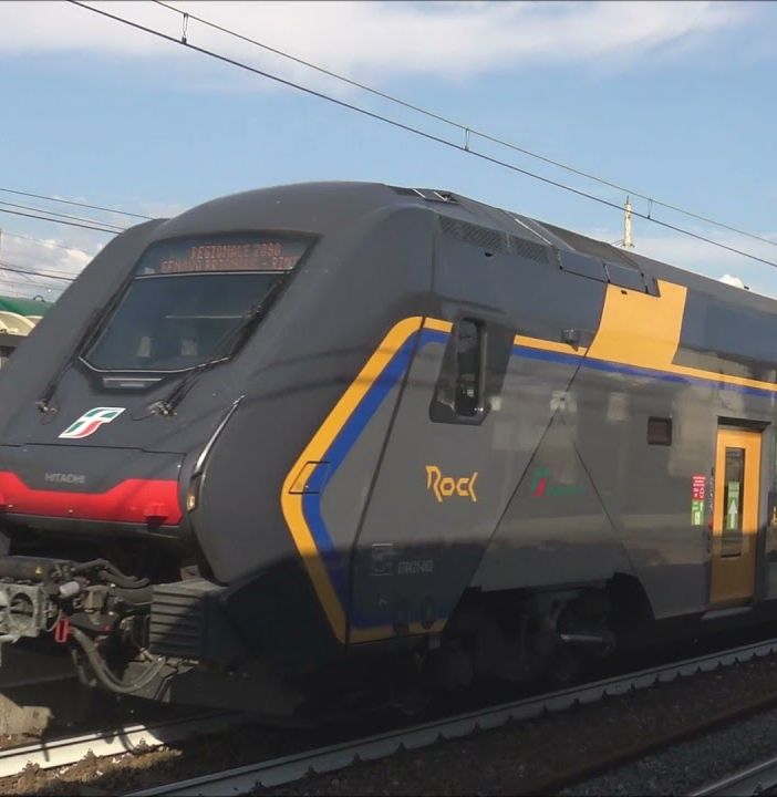 I saldi? Più comodi e vicini, in Piemonte, con Trenitalia e la formula treno+bus