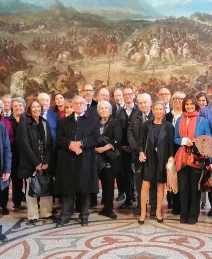 Il gruppo dei rotariani astigiani all’interno di Palazzo Carignano