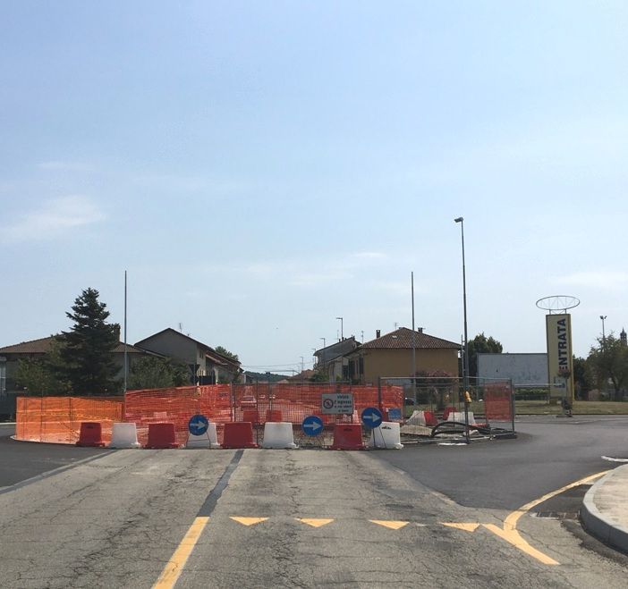 A Villafranca nascerà la rotonda del mastodonte con l'aiuto del pittore e scenografo Ottavio Coffano