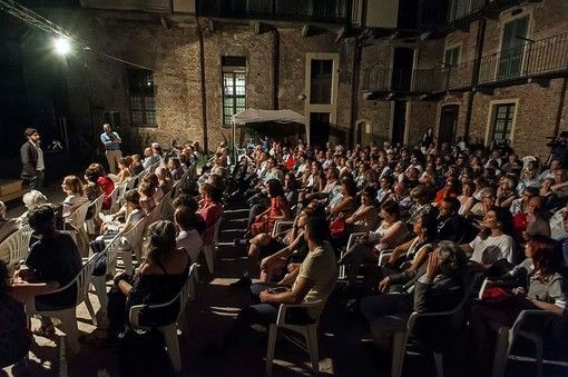 Un'immagine della scorsa edizione che si è svolta, come tutte le nove precedenti, nei cortili del centro storico