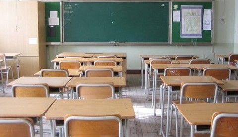 &quot;Stop alle classi pollaio e no distinzioni tra studenti vaccinati e non&quot;: le condizioni per la ripresa di Priorità alla Scuola