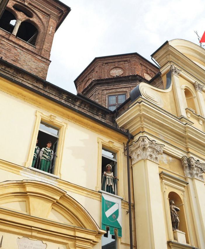 La locandina della festa