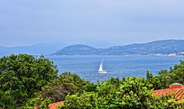 Tutte le proposte di viaggio per raggiungre la Sardegna nel 2022
