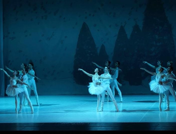 Domenica 21 novembre al Teatro Alfieri arriva la magia dello Schiaccianoci con il Balletto di Milano