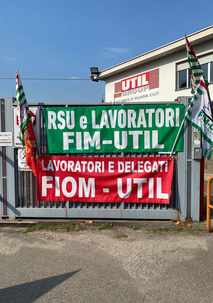 Sciopero alla Util di Villanova d'Asti, dopo la dichiarazione di 25 esuberi [FOTO]