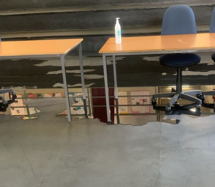 Infiltrazioni d'acqua alla scuola Martiri di Asti: interpellanza del Partito Democratico [FOTO]