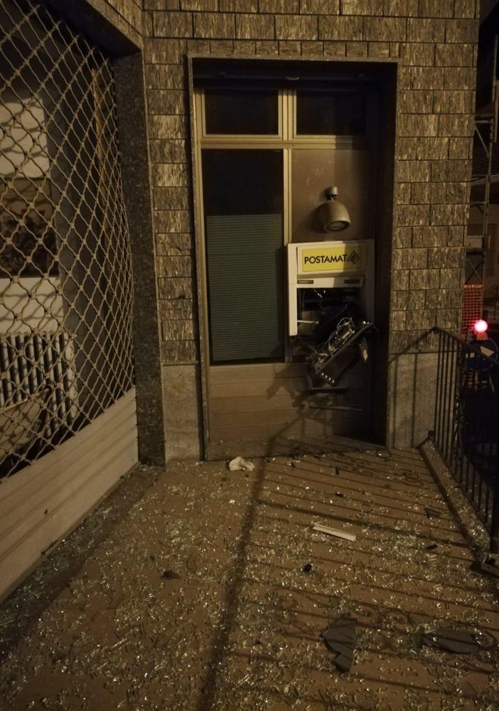 Ancora uno sportello Postamat preso di mira. Fatto saltare stanotte il punto di Calliano