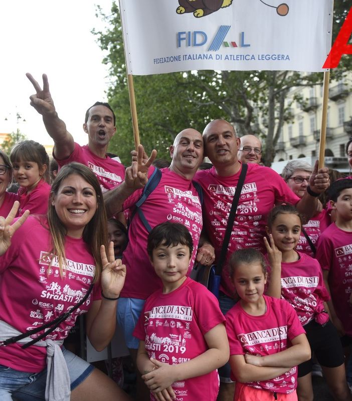 La 34^edizione della StraAsti un record di partecipanti [VIDEO E FOTOGALLERY]