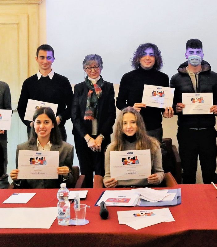 Studenti meritevoli ed anche donatori di sangue: dieci borse di studio consegnate dall'Avis (MerfePhoto)