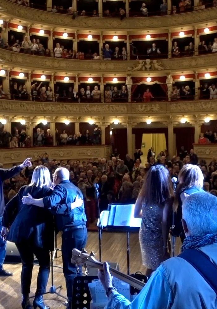 La Cerot band durante un concerto al teatro Alfieri (Foto Facebook)