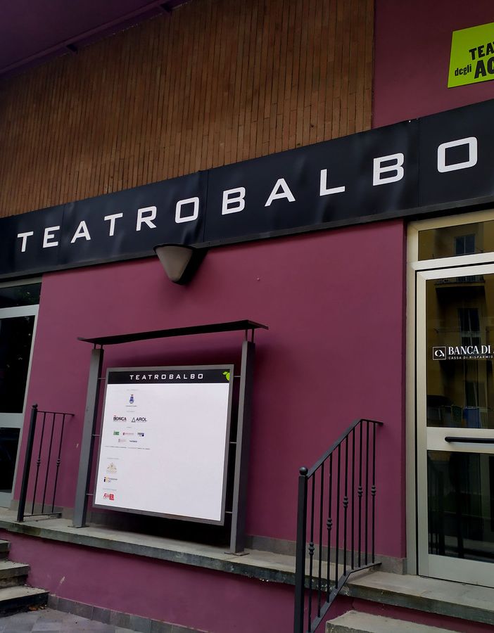 Il Teatro Balbo di Canelli, vola sul web con &quot;Balbo onLive&quot;. Due appuntamenti natalizi
