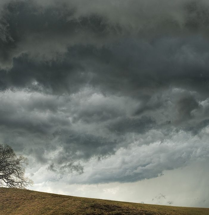Inizio di giugno meteorologicamente instabile: temporali a tratti e aumento delle temperature da lunedì