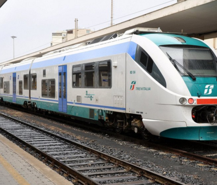 Ragazzo travolto da un treno a Felizzano, doveva andare a scuola ad Asti. Linea ferroviaria sospesa