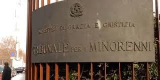 Anziana morì in via Prandone dopo esser stata scippata, diciottenne assolta