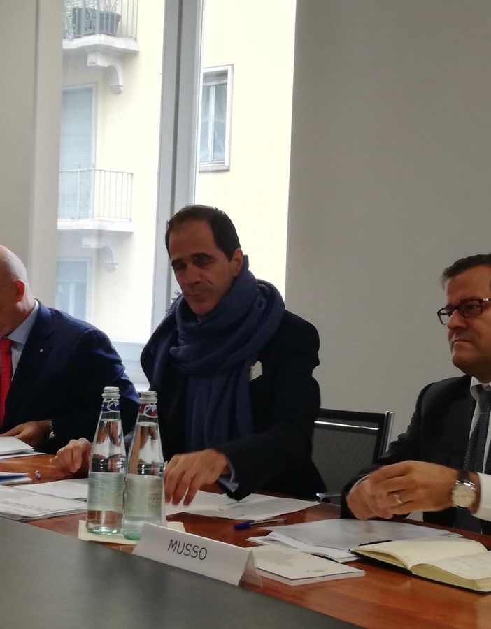 L'auto trascina il Piemonte nel baratro: -48% in un anno. Ilotte: &quot;Patto generazionale per trattenere i talenti&quot;