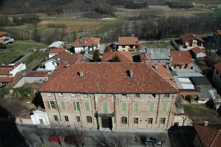 A Buttigliera 48 positivi al Covid. Il sindaco: &quot;Rispettate le norme di sicurezza&quot;