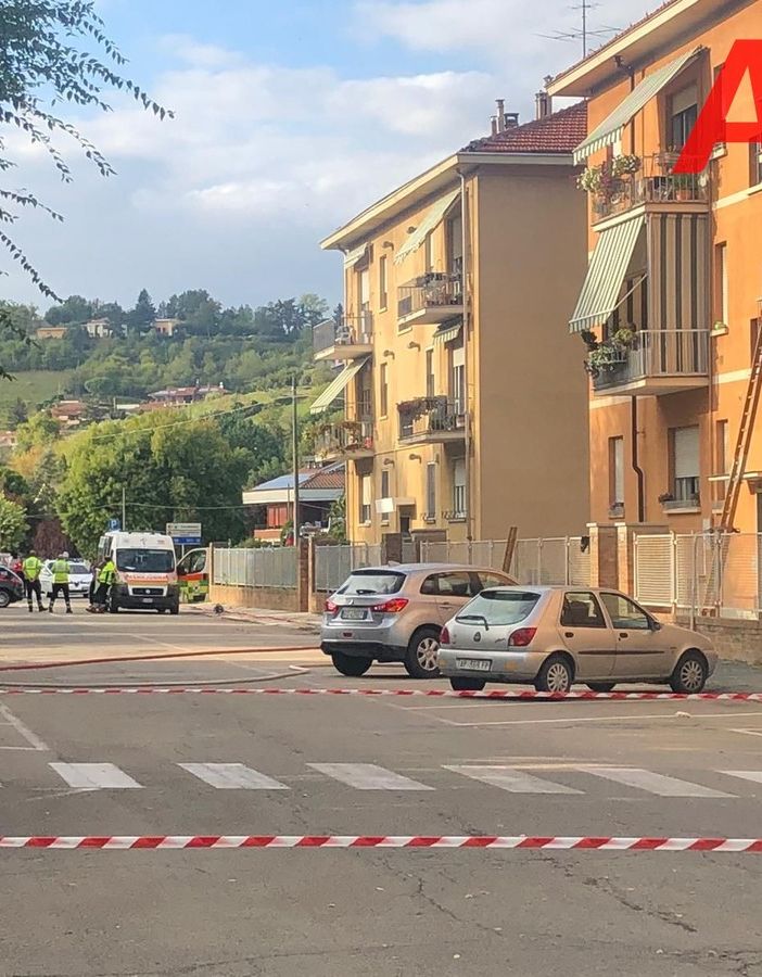Nizza: È finita! Il papà che teneva in casa il figlioletto di 6 anni da stamattina è uscito. Ora è in stato di fermo