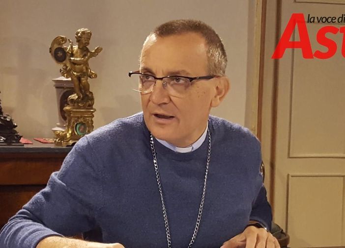 Mons. Marco Prastaro (foto archivio)