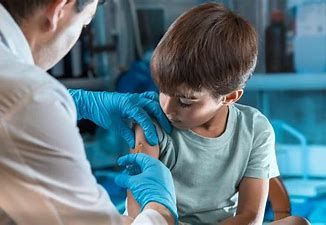 Il Piemonte accelera ancora sulle vaccinazioni, anche quelle pediatriche