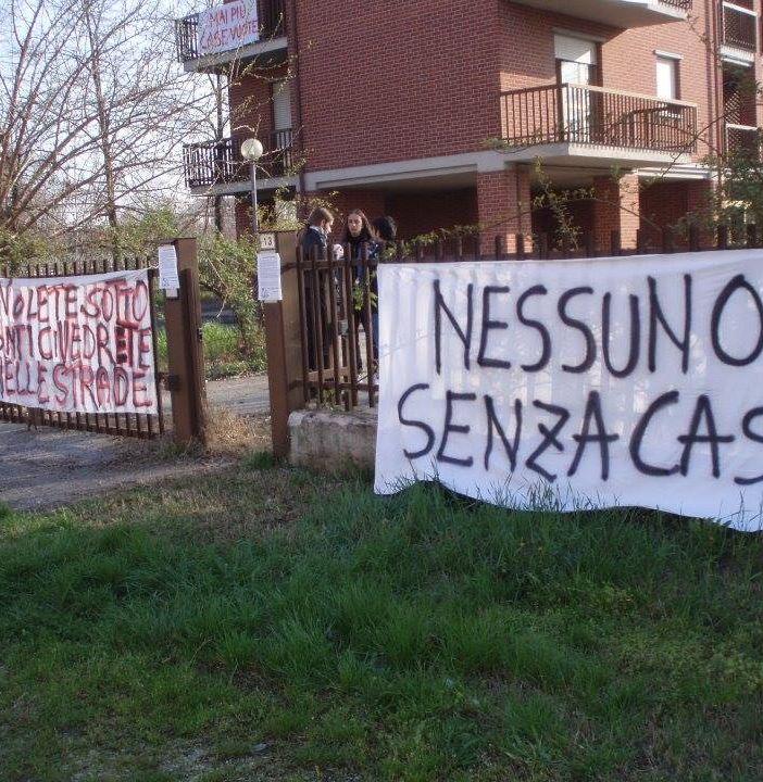Domani alle 15.30 presidio di protesta in via Allende per sensibilizzare il Comune ad acquistare lo stabile per l'emergenza abitativa