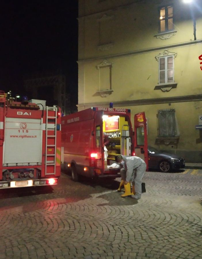 Fuga di monossido di carbonio in alloggio di via Guttuari ad Asti. Malore per due persone